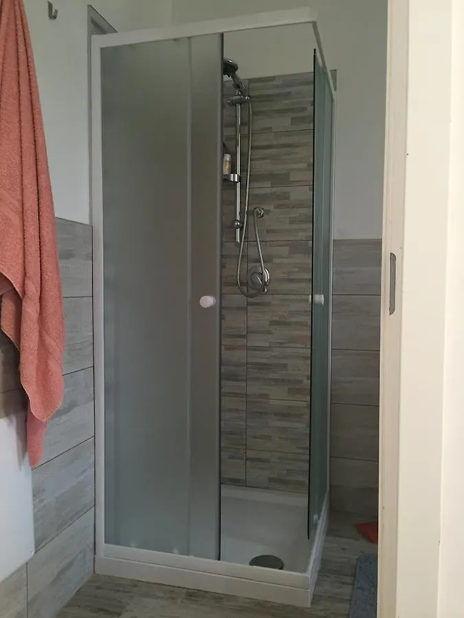 הוילה לידו די ג'סולו Casa Pineta