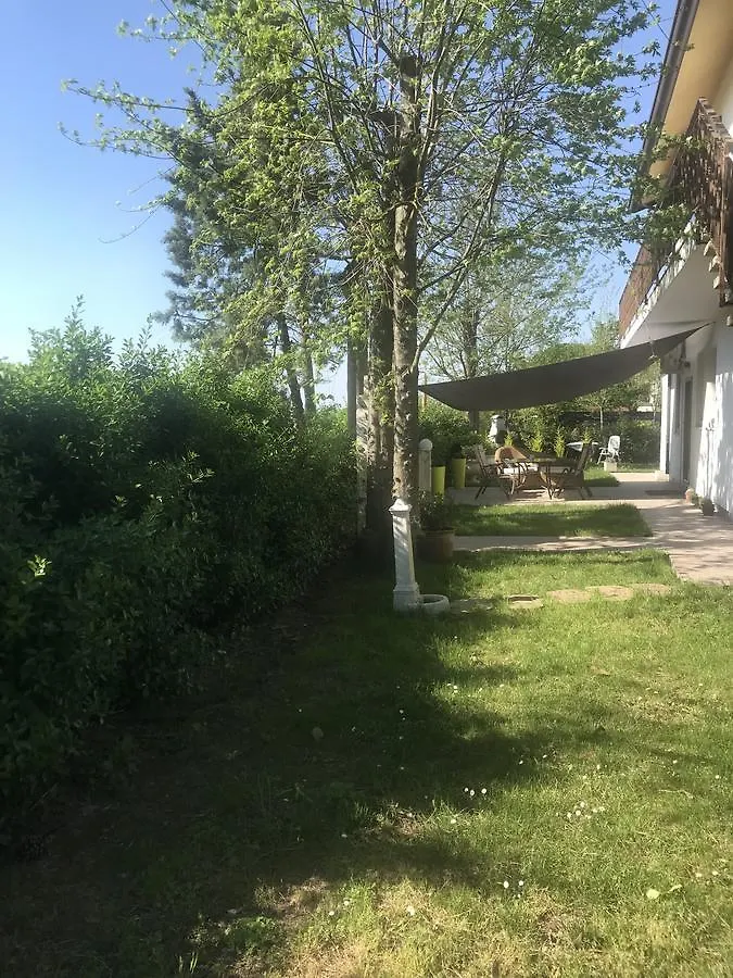 הוילה לידו די ג'סולו Casa Pineta