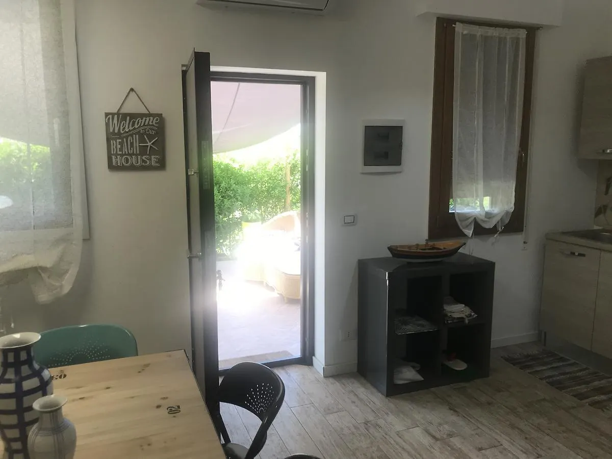 הוילה לידו די ג'סולו Casa Pineta איטליה